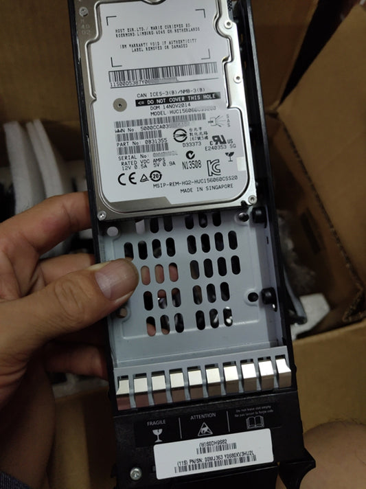 00Y2448 00NC521 3255 12GB GEN1600G 15K 2.5SAS V7000 hard disk